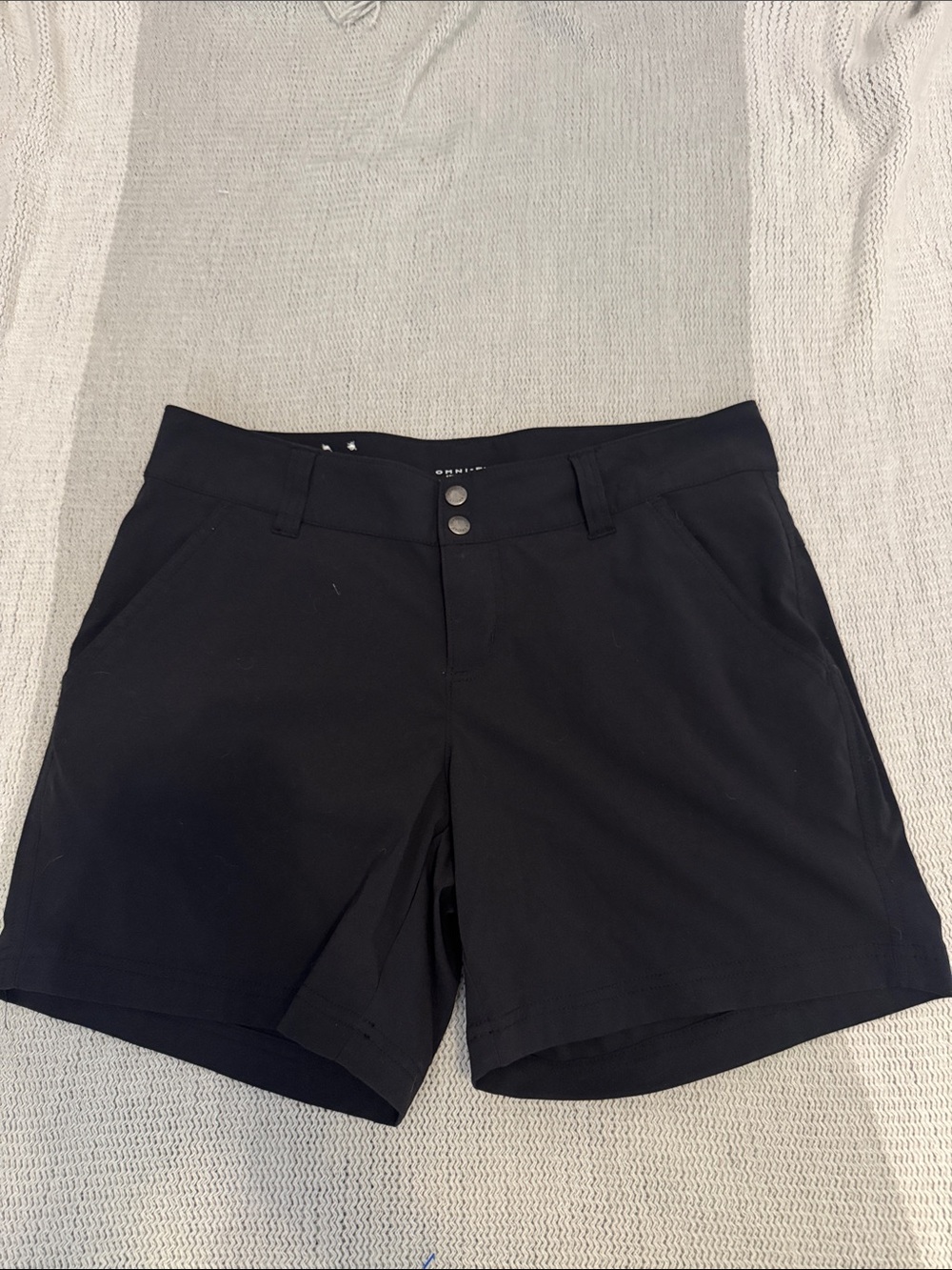 Columbia Omni-Shield Women’s Size 10 Black Outdoor Hiking Shorts